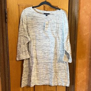 Karen ScottWhite with  Heather GrayTunic Top